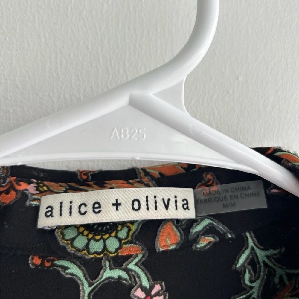 Alice + Olivia Burnout Sheer Silk Blend Floral Top Dressy And Funky!! NWOT - Picture 5 of 8